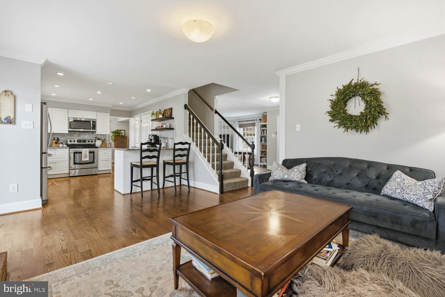 BURKE CENTRE - Residential