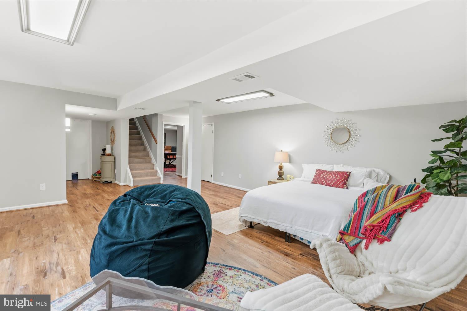 BURKE CENTRE - Residential