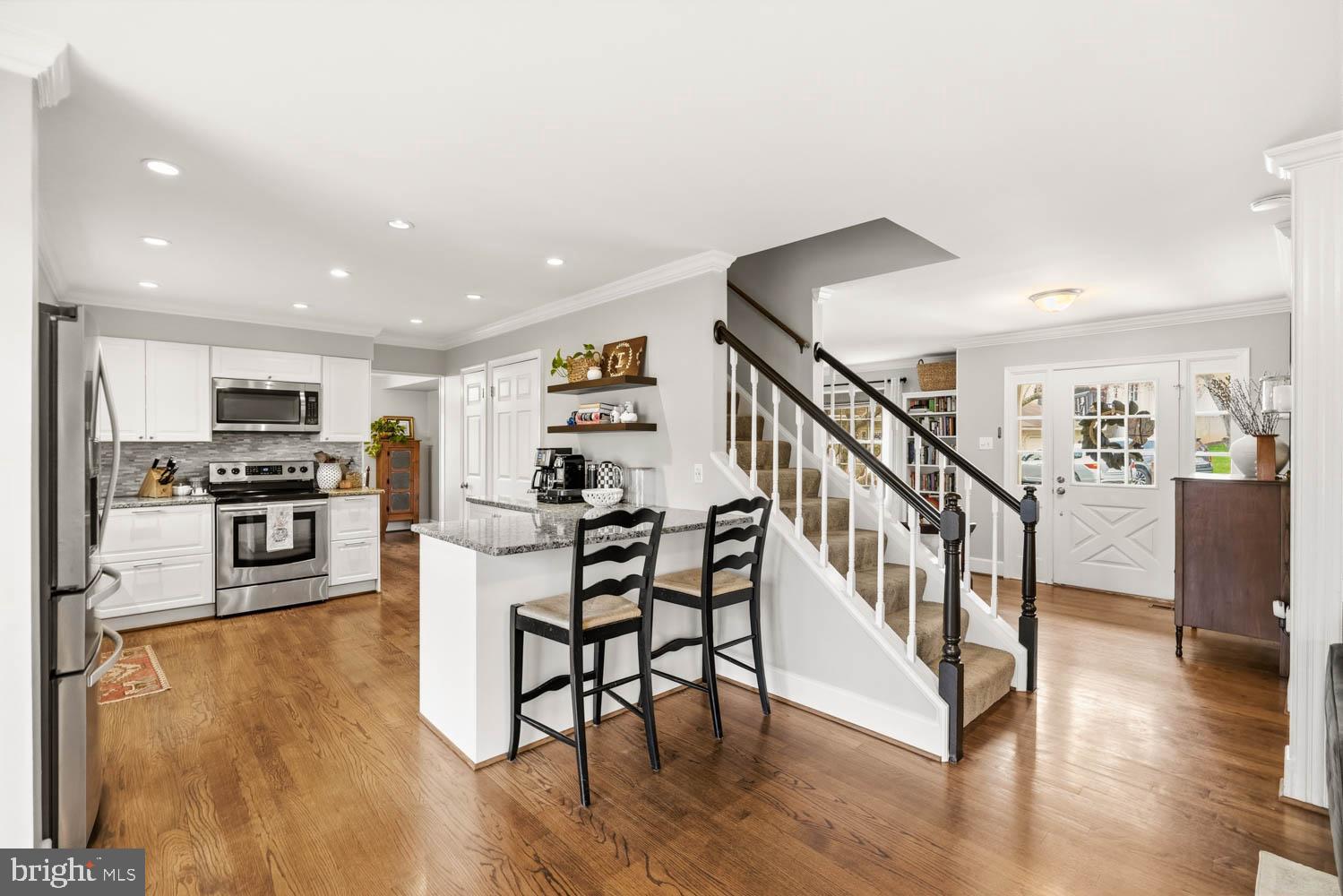 BURKE CENTRE - Residential