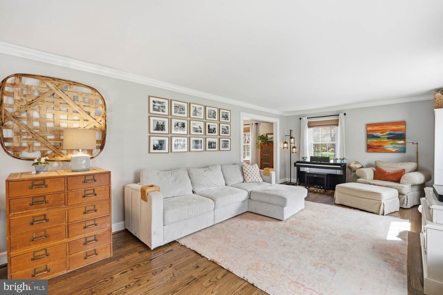 BURKE CENTRE - Residential