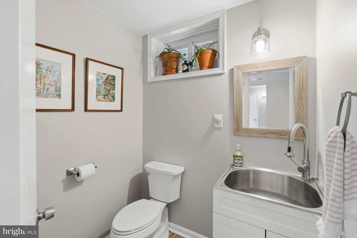 BURKE CENTRE - Residential