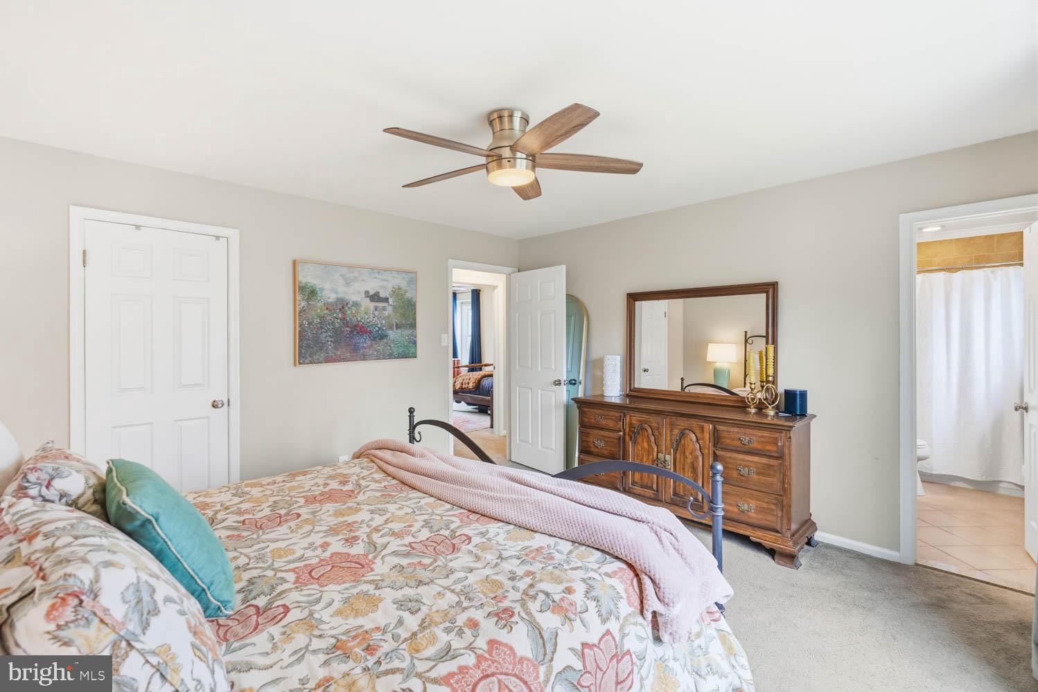 BURKE CENTRE - Residential