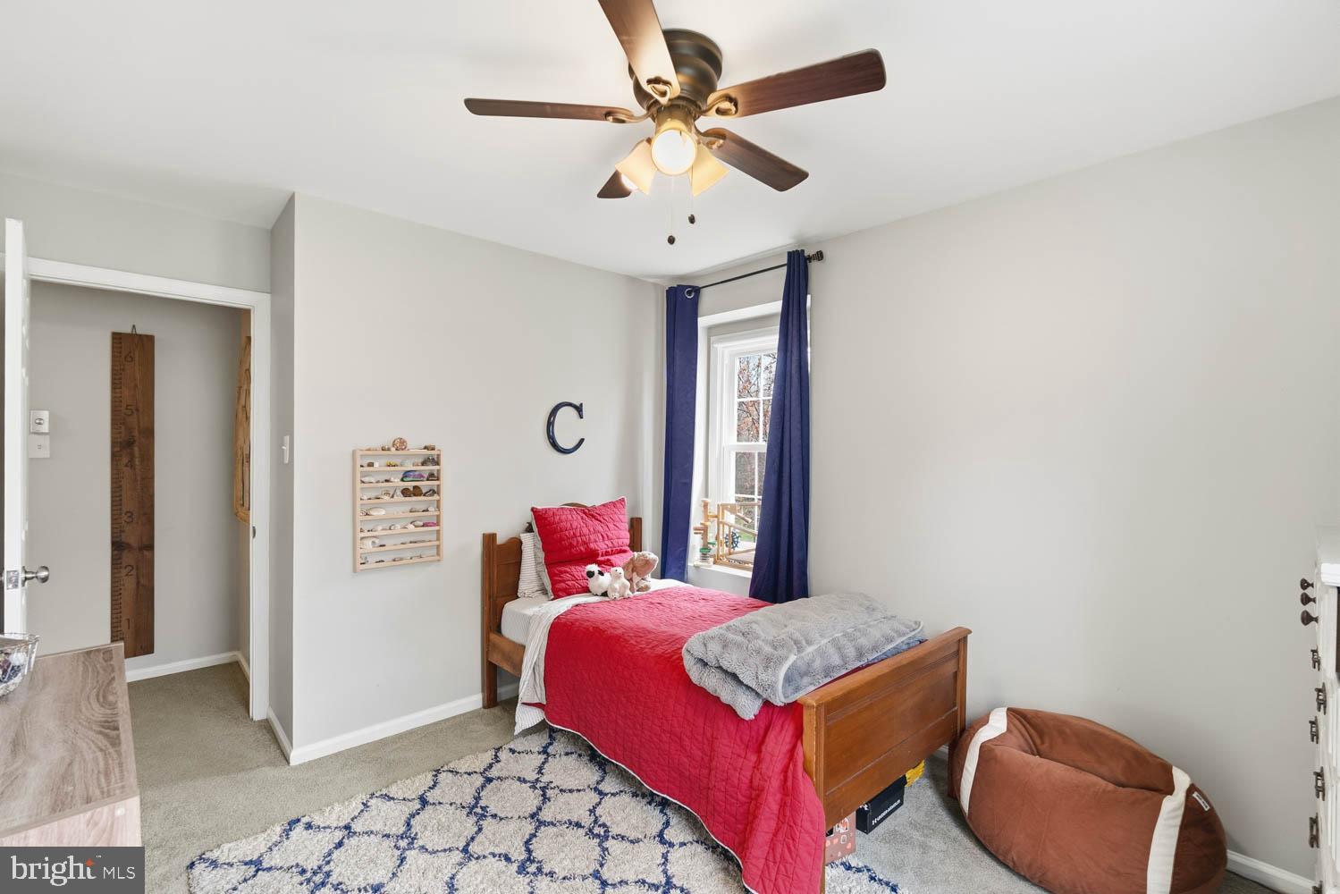 BURKE CENTRE - Residential