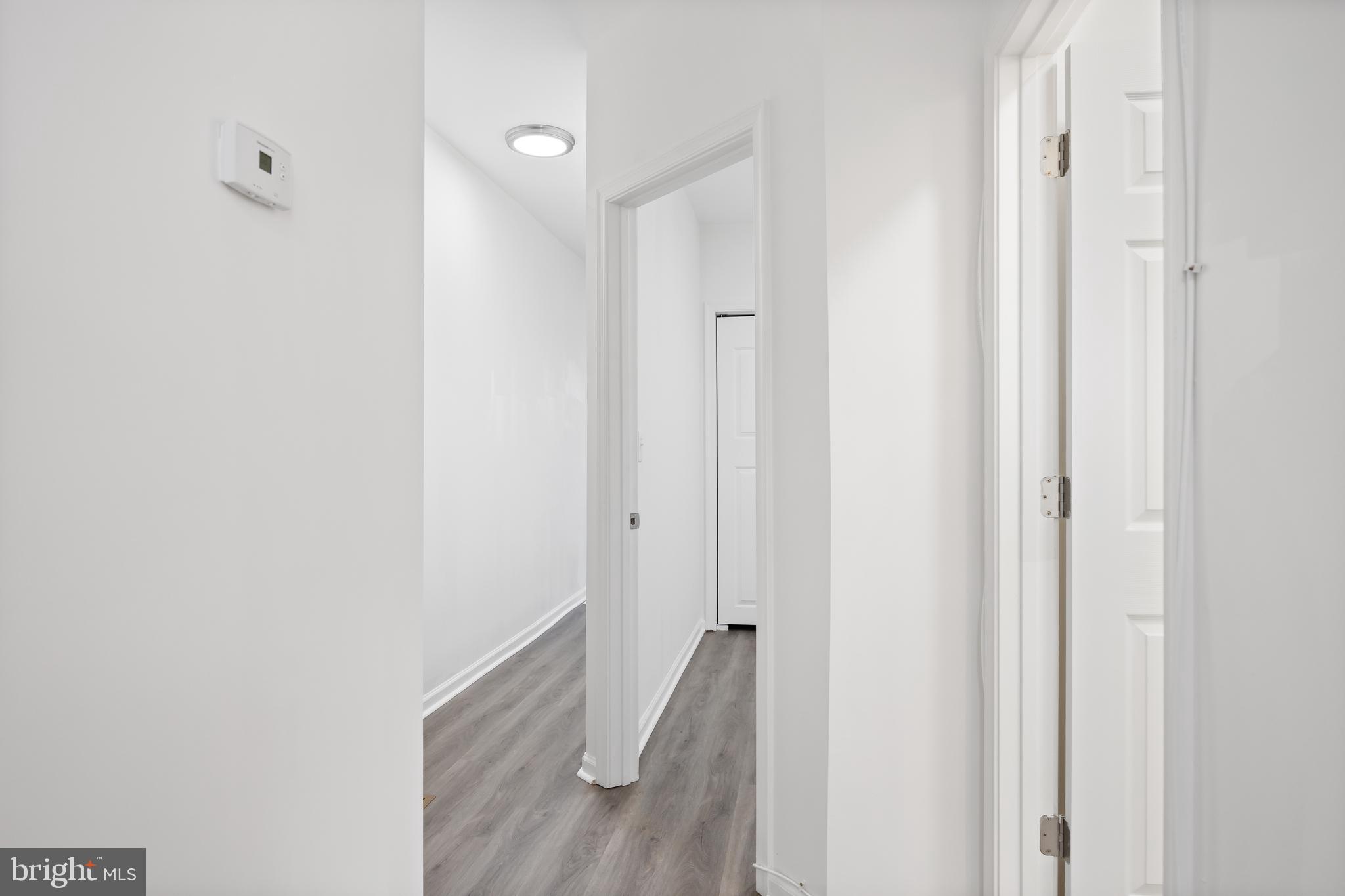 MILL HILL - Residential