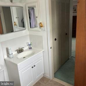 TUDOR VILLAGE - Residential