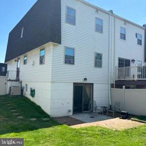 TUDOR VILLAGE - Residential