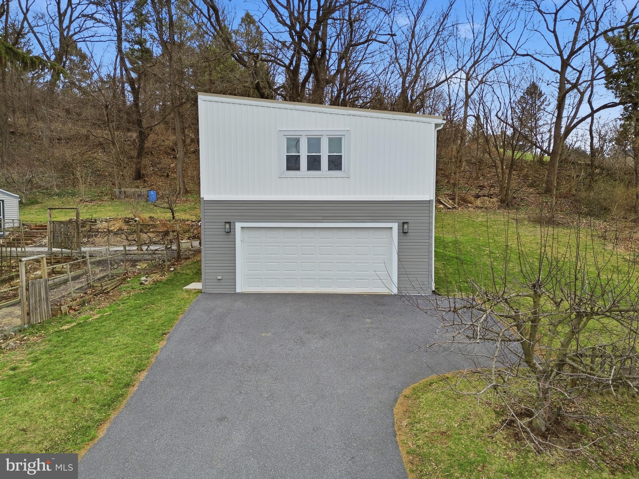 2317 FRUITVILLE PIKE