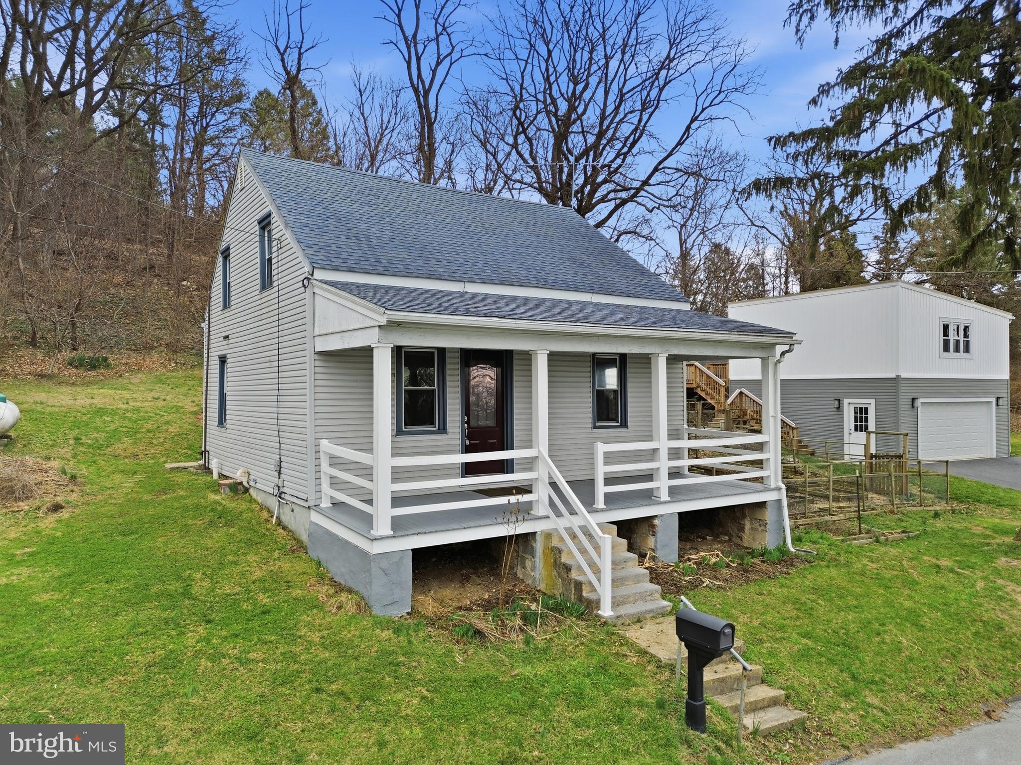 2317 FRUITVILLE PIKE