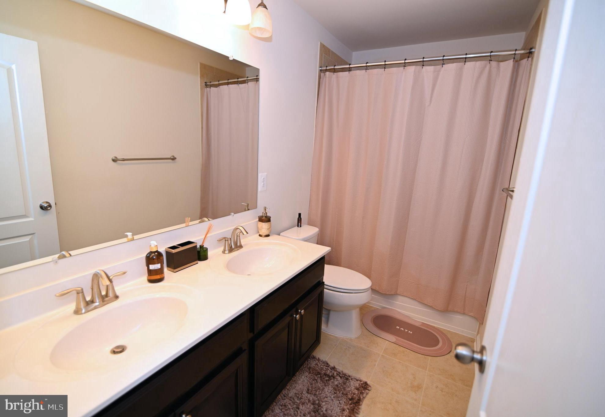 GLENEAGLES AT ST CHARLES - Residential