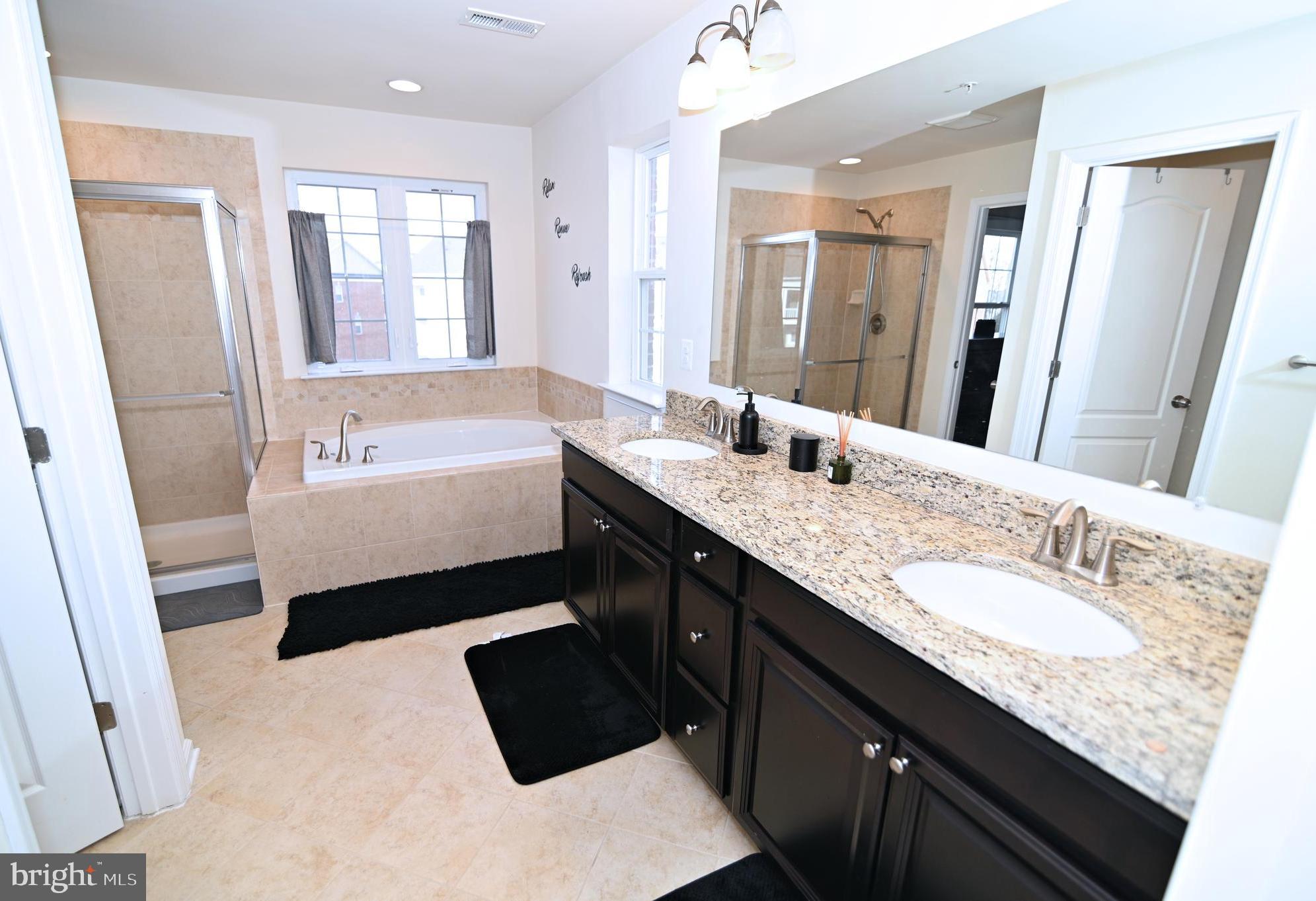 GLENEAGLES AT ST CHARLES - Residential