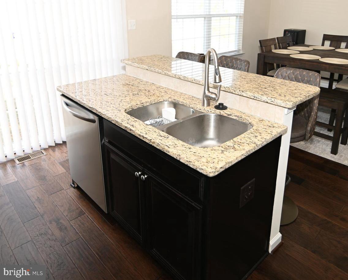 GLENEAGLES AT ST CHARLES - Residential