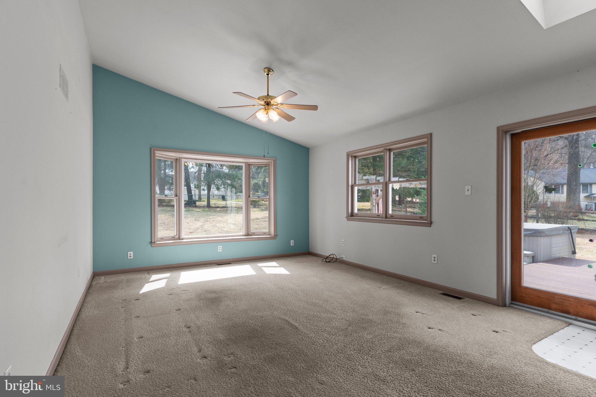 VALLEY VIEW ESTS - Residential