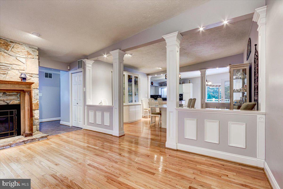 HOMELAND PARK - Residential