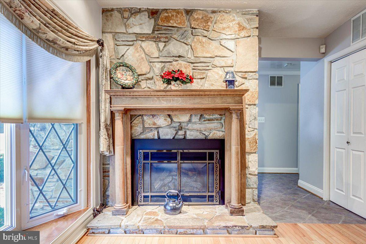 HOMELAND PARK - Residential