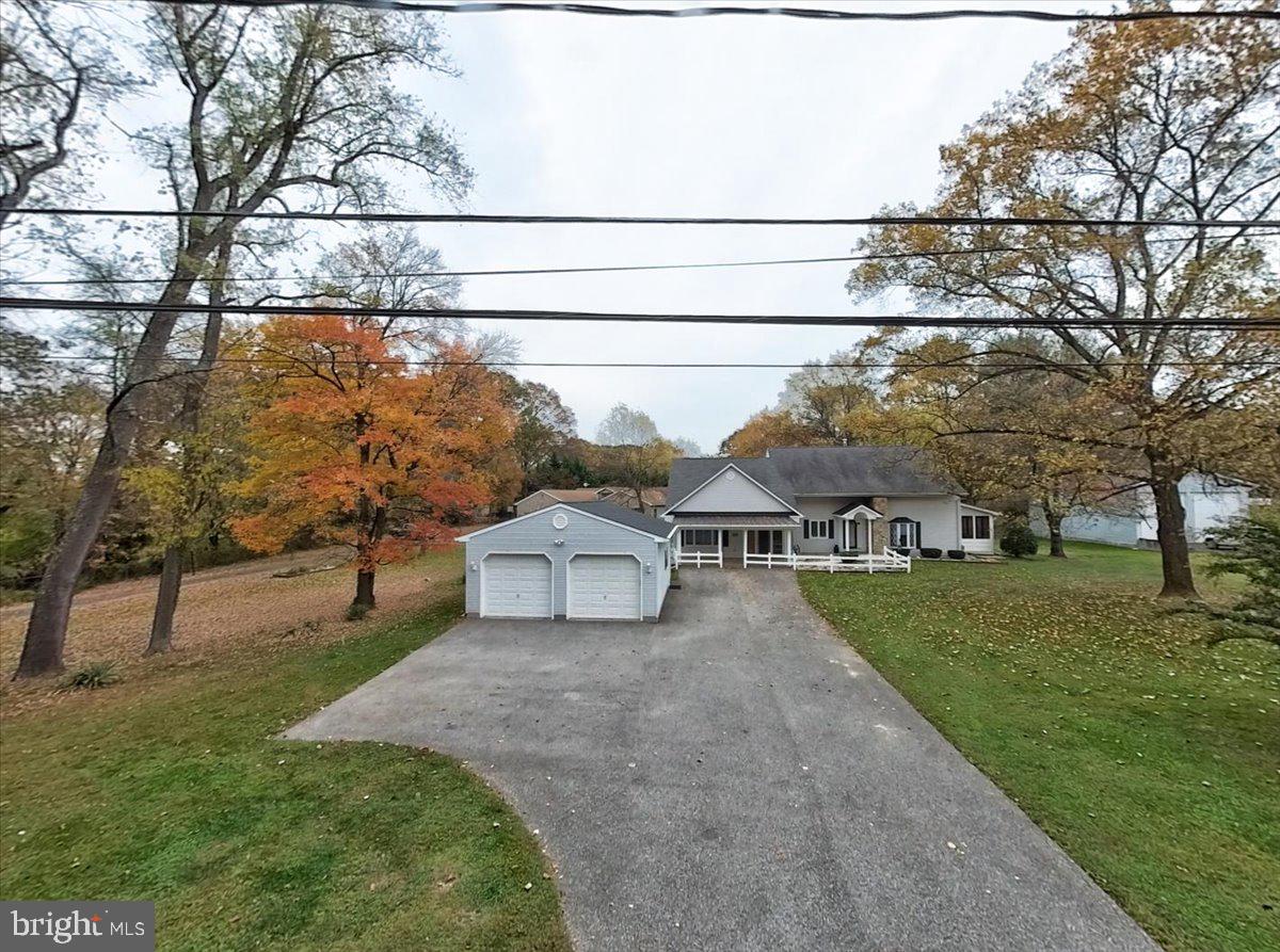 HOMELAND PARK - Residential