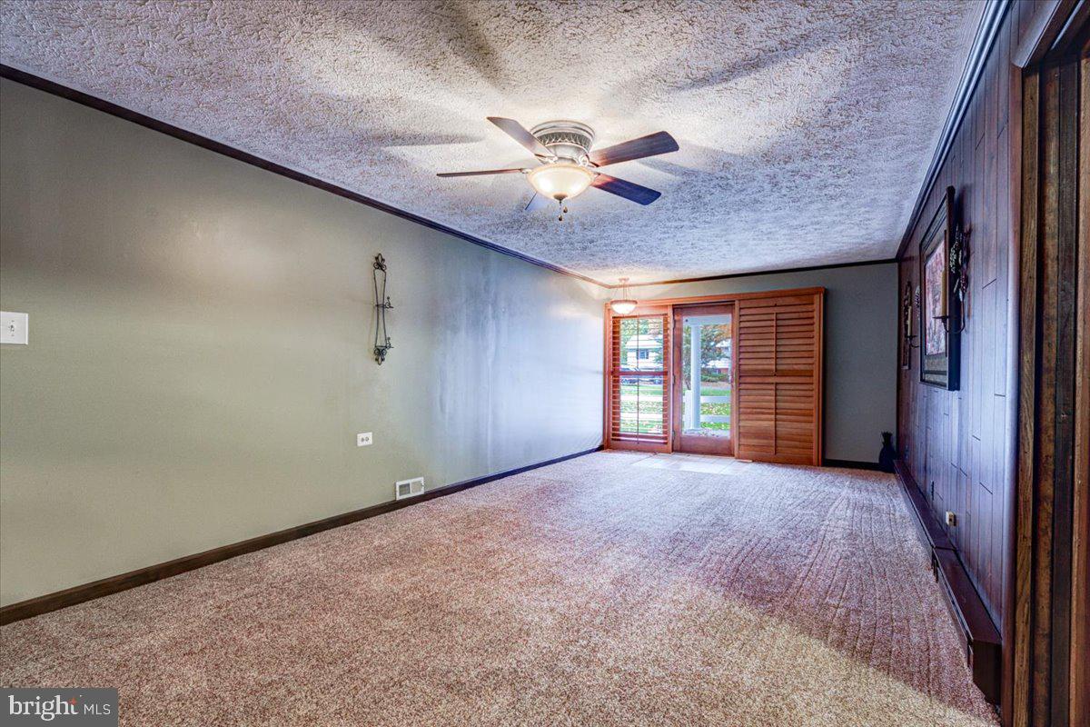 HOMELAND PARK - Residential