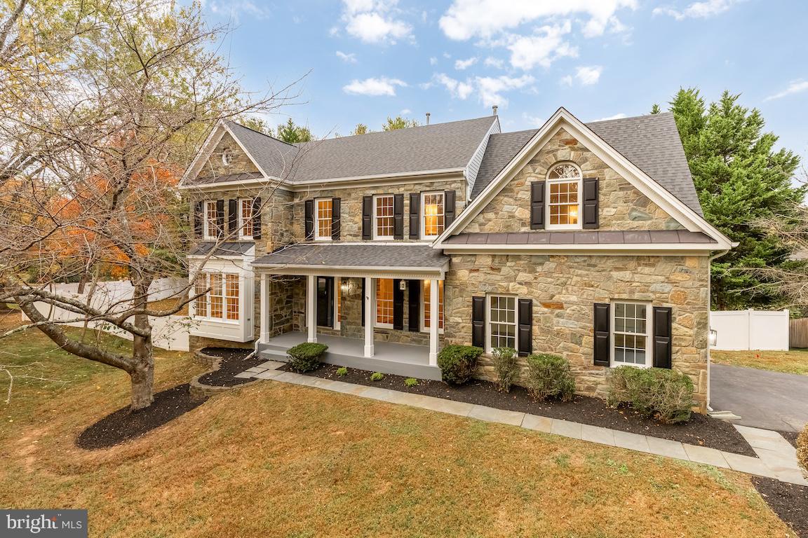 MOUNTAIN VIEW ESTATES - Residential