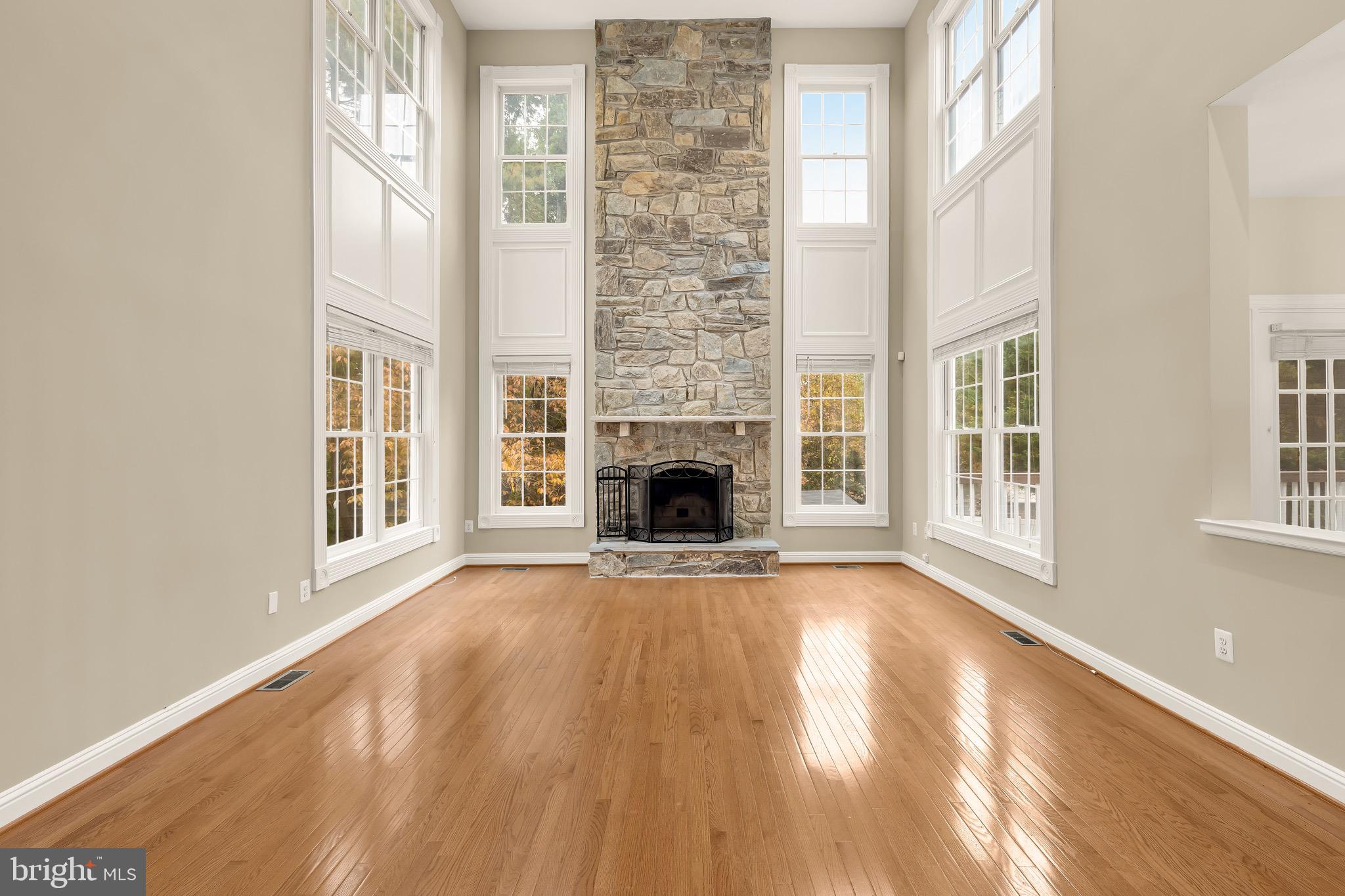 MOUNTAIN VIEW ESTATES - Residential