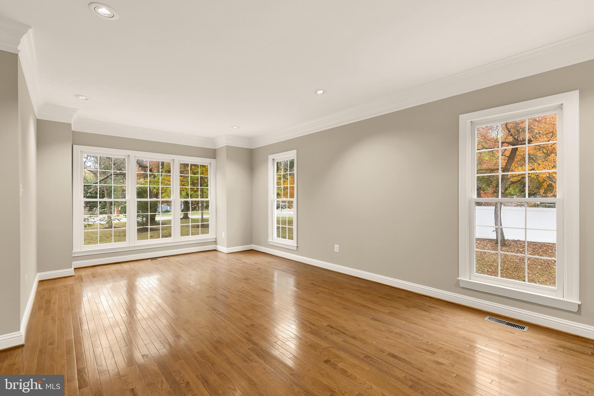 MOUNTAIN VIEW ESTATES - Residential