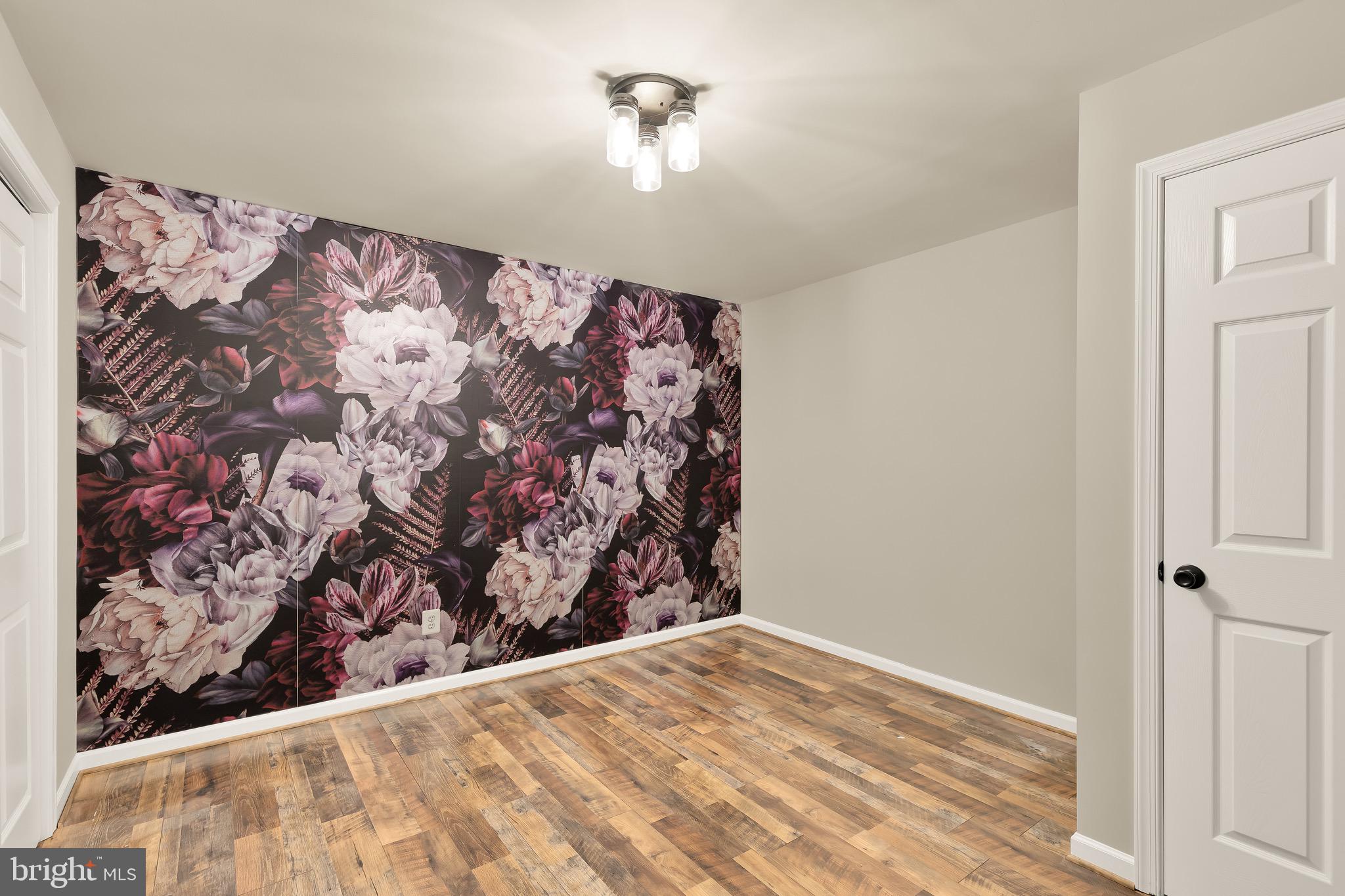 MOUNTAIN VIEW ESTATES - Residential