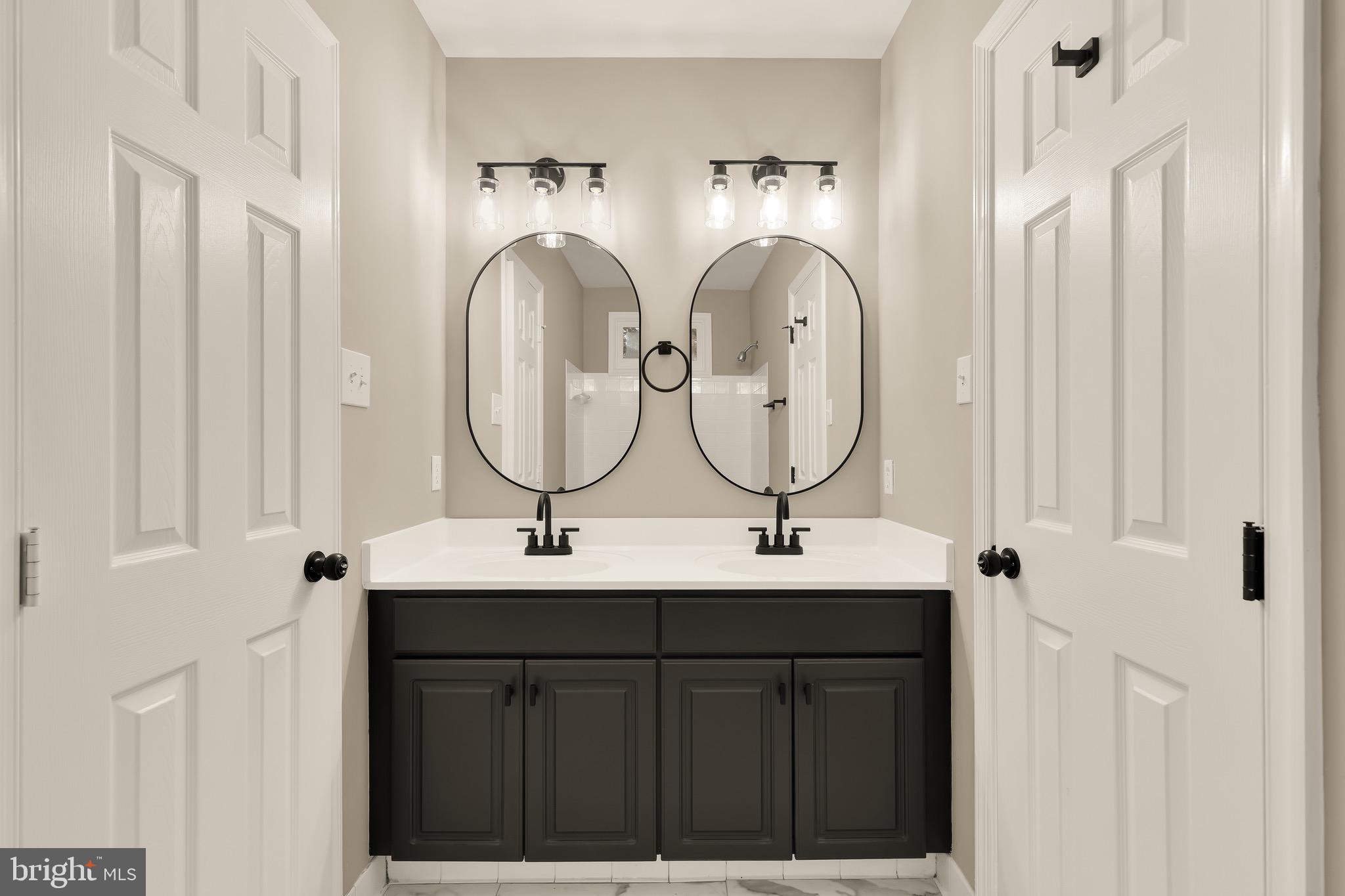 MOUNTAIN VIEW ESTATES - Residential