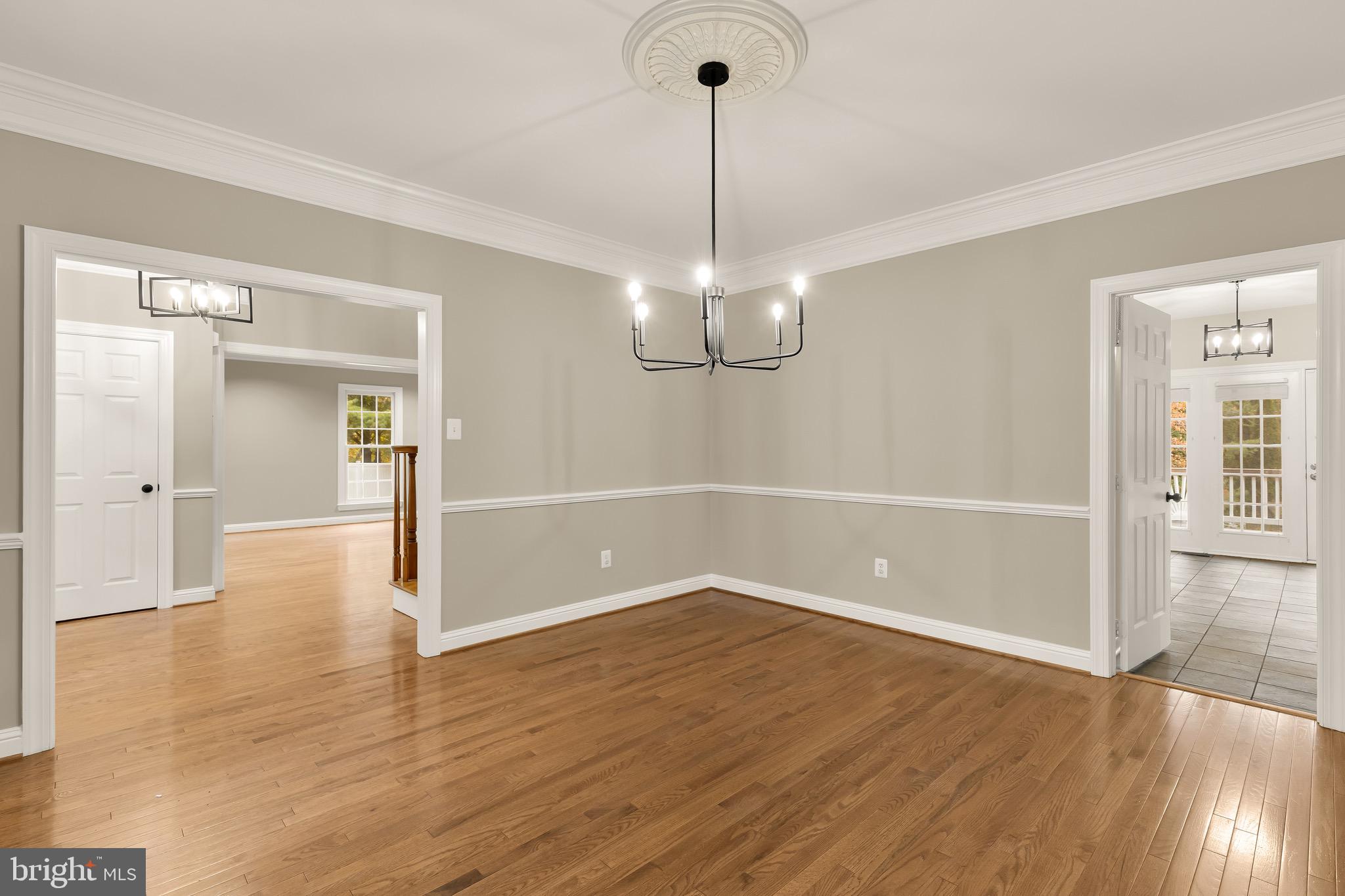 MOUNTAIN VIEW ESTATES - Residential