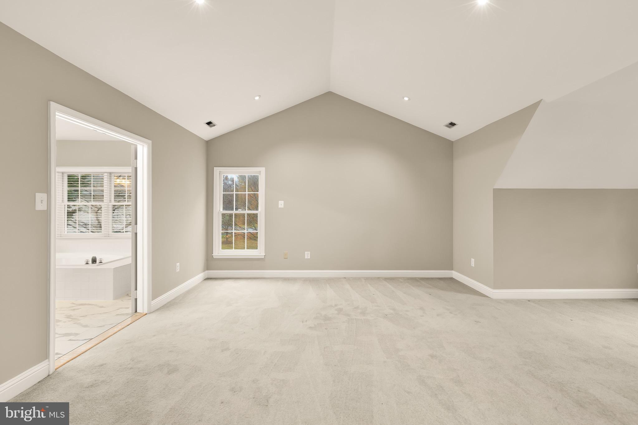 MOUNTAIN VIEW ESTATES - Residential