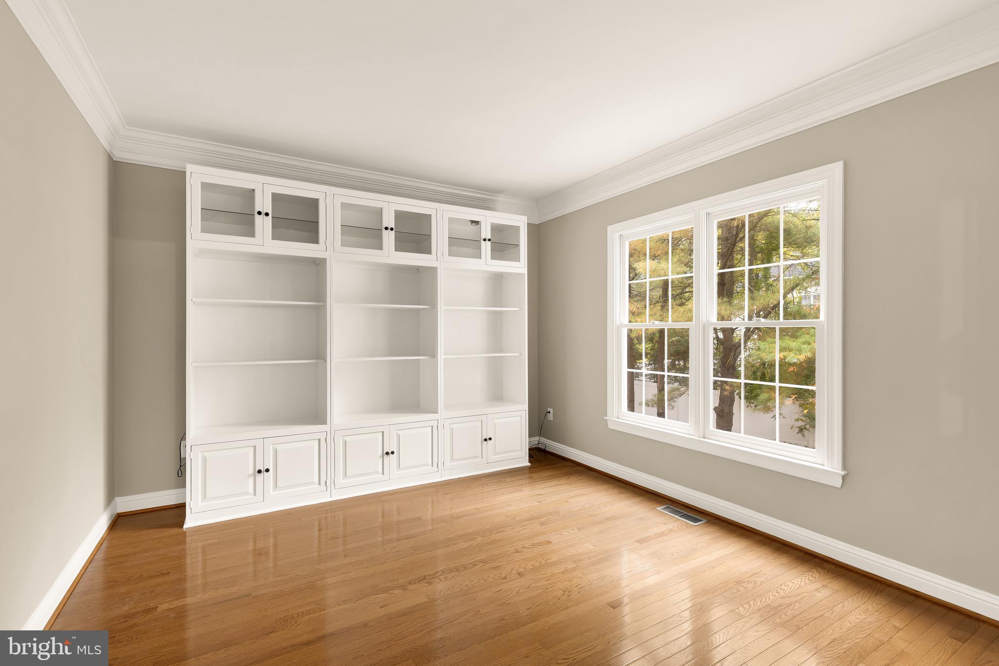 MOUNTAIN VIEW ESTATES - Residential