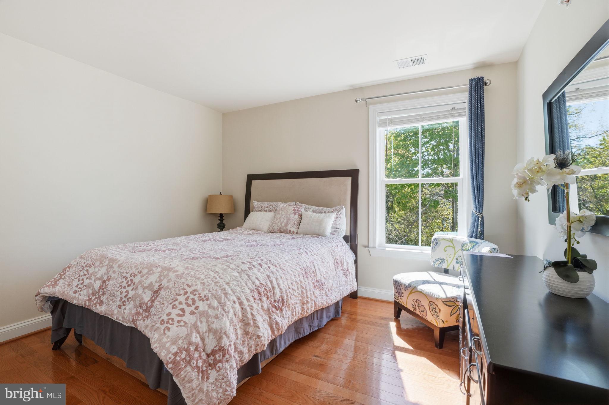 PENROSE WALK - Residential