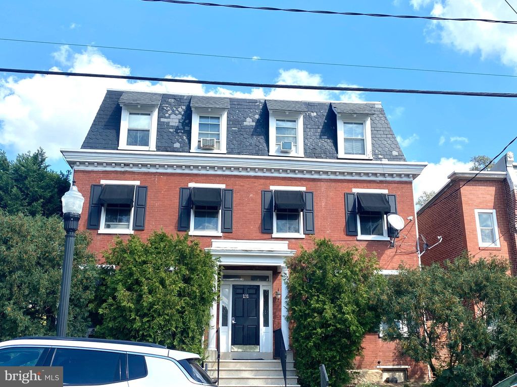 Photo of 131 W 18th Street #APARTMENT 2, WILMINGTON, DE 19802 (MLS # DENC2095350)