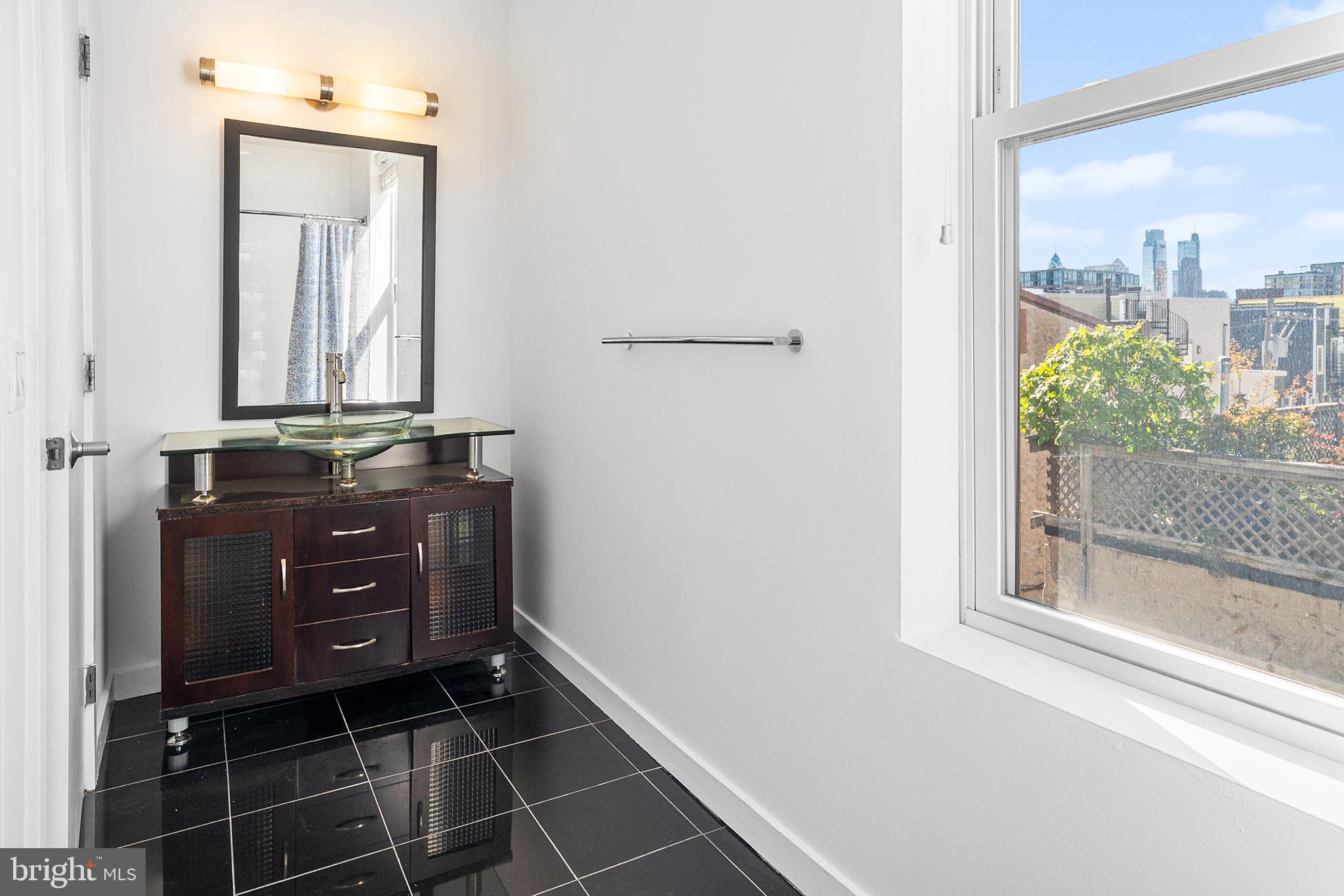 NORTHERN LIBERTIES - Residential Lease