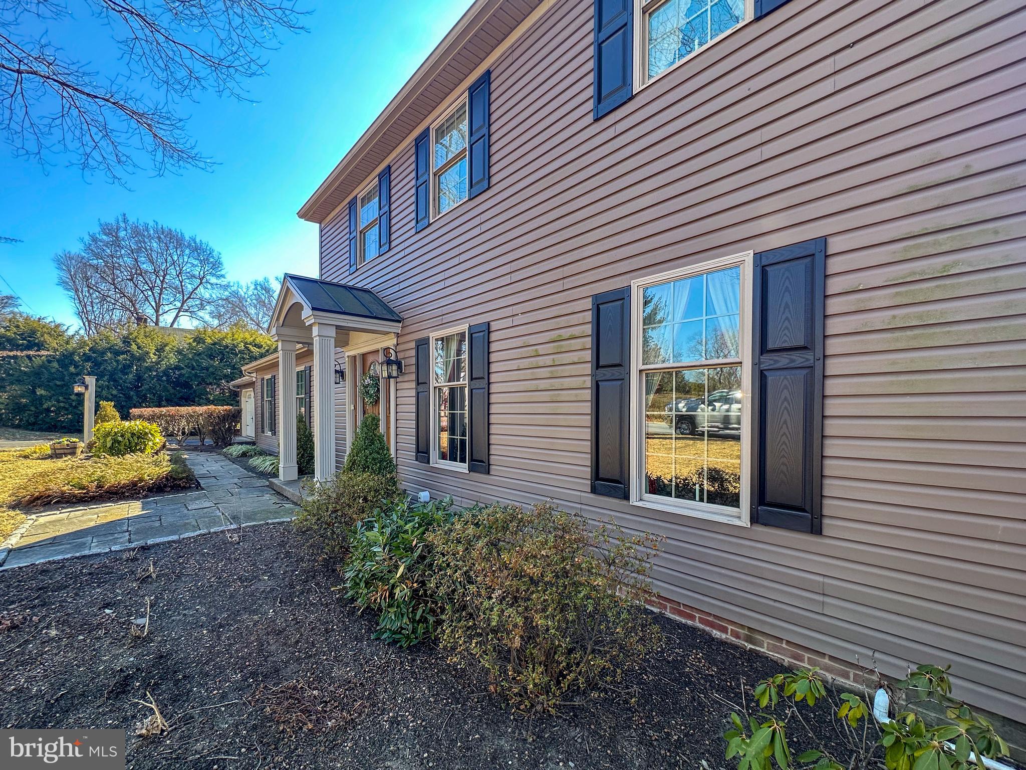 CHATELAINE - Residential