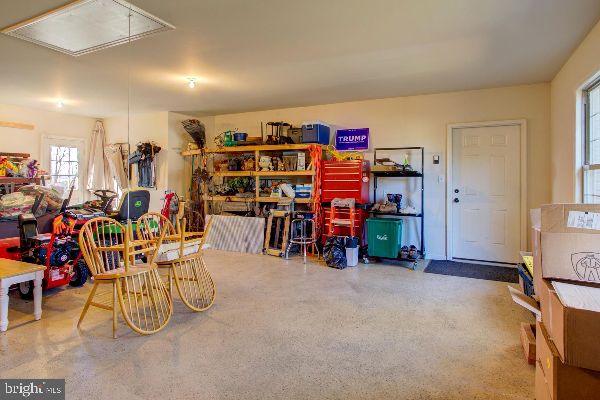 CHATELAINE - Residential