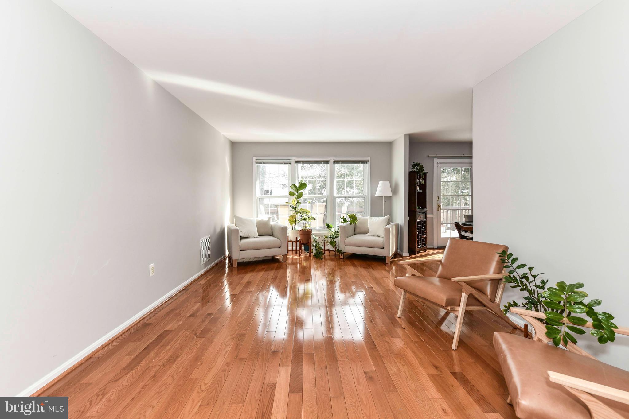 TYSONS WEST - Residential Lease