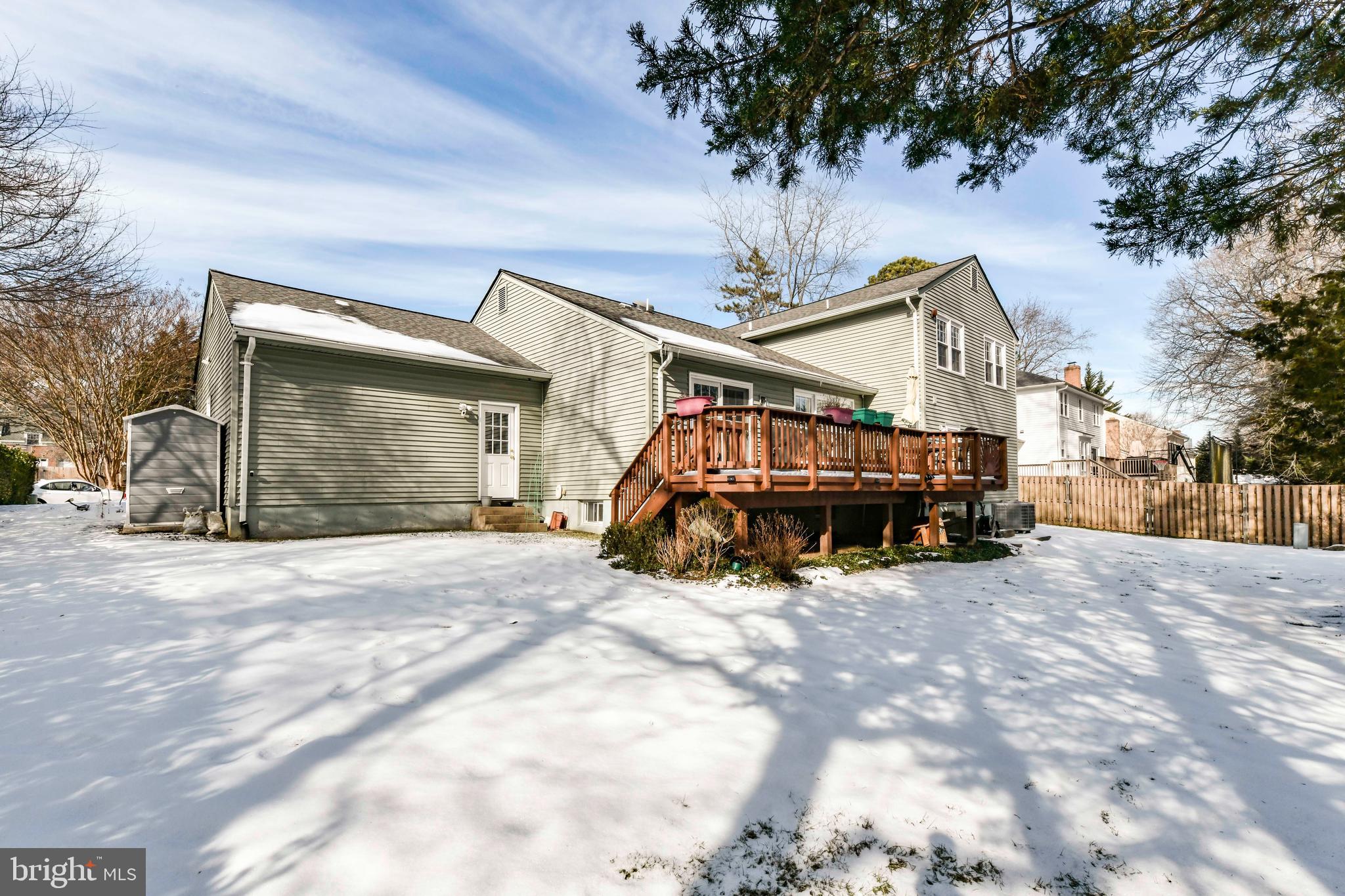 TYSONS WEST - Residential Lease