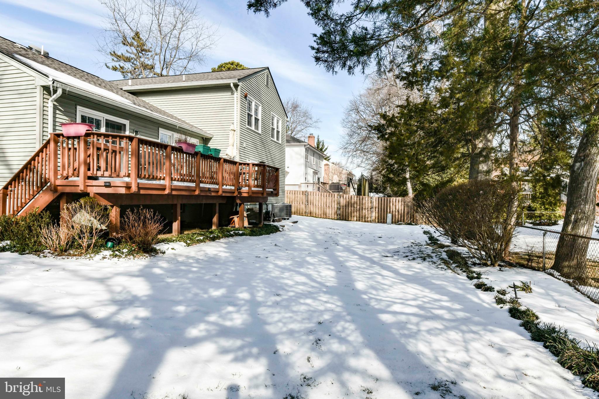 TYSONS WEST - Residential Lease