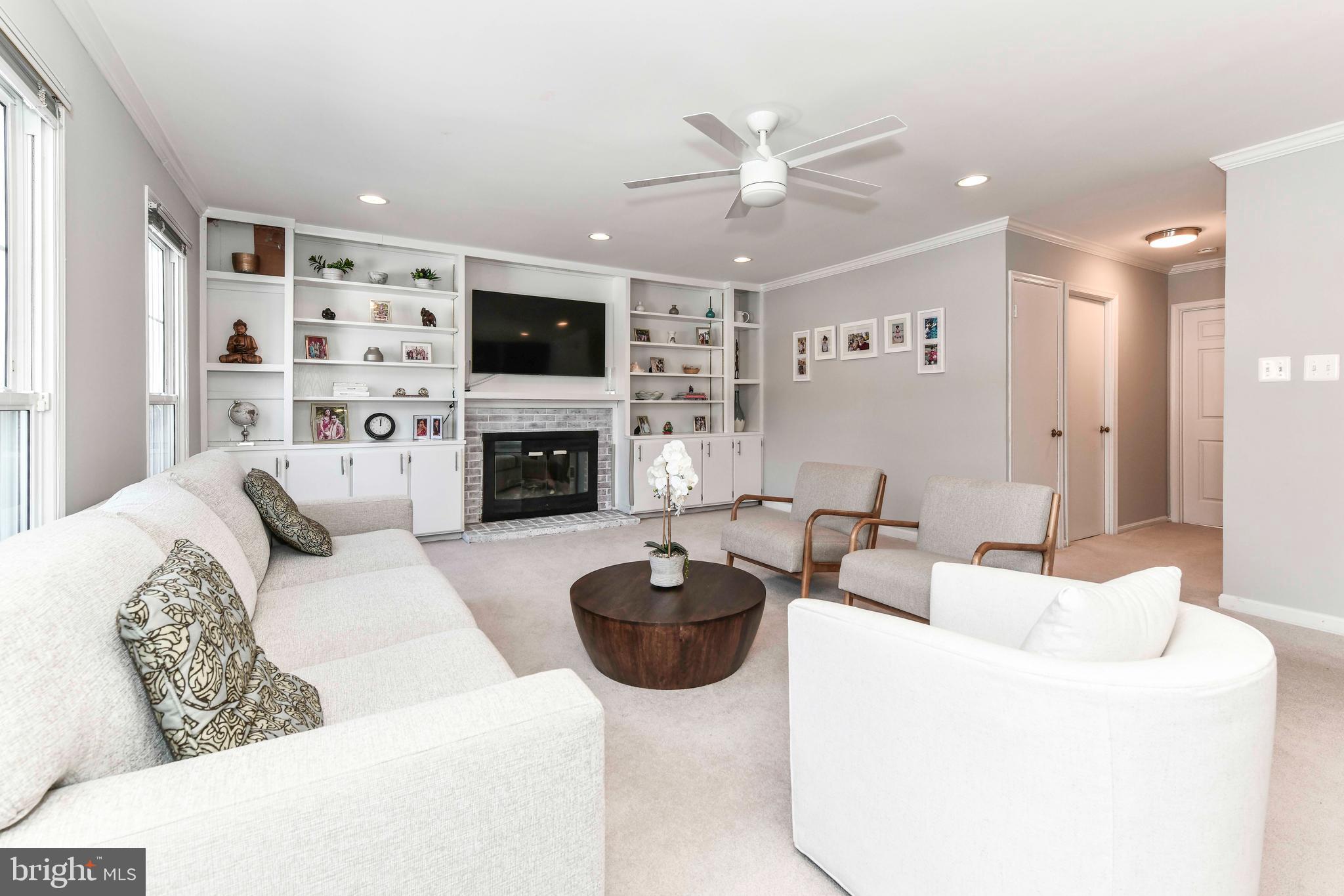 TYSONS WEST - Residential Lease