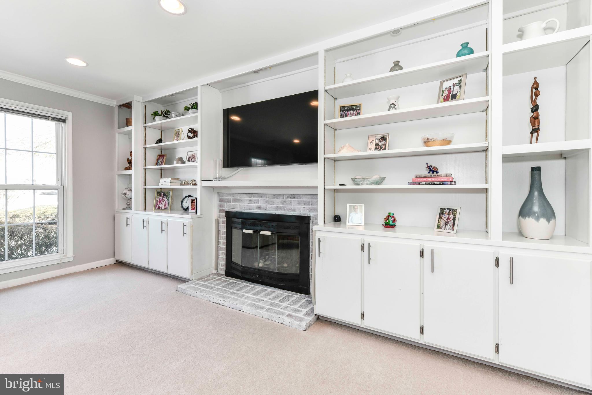 TYSONS WEST - Residential Lease