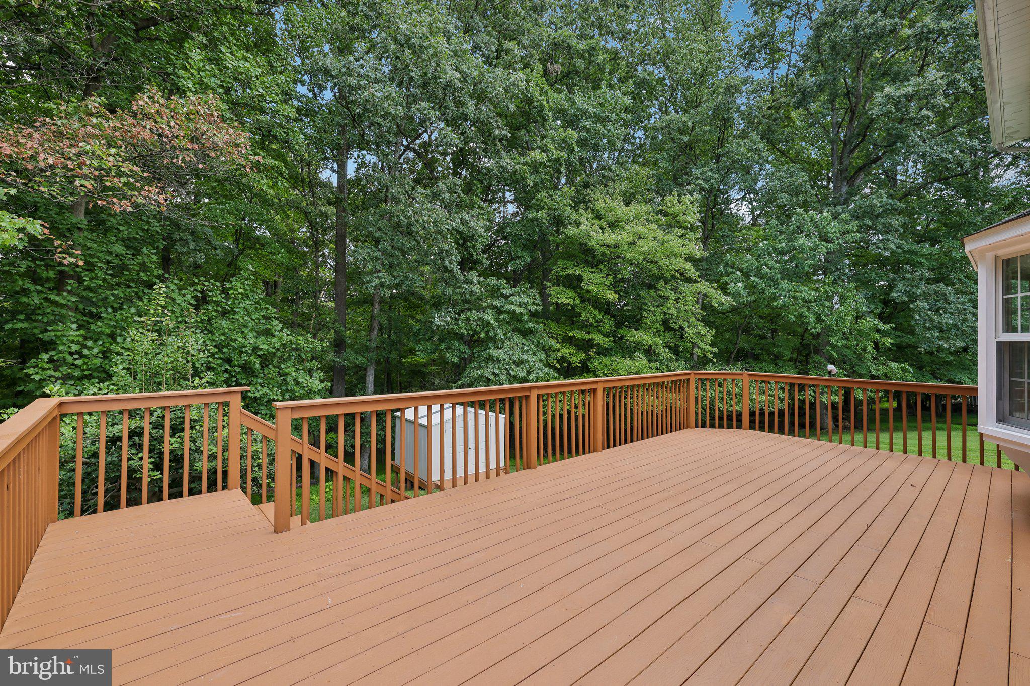 6 EDGE SPRINGS COURT