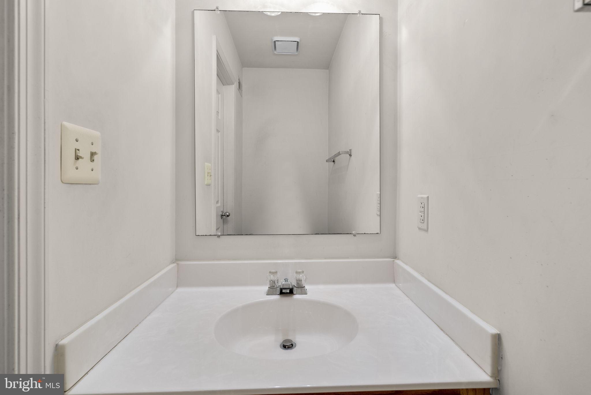 WOODVIEW VILLAGE - Residential