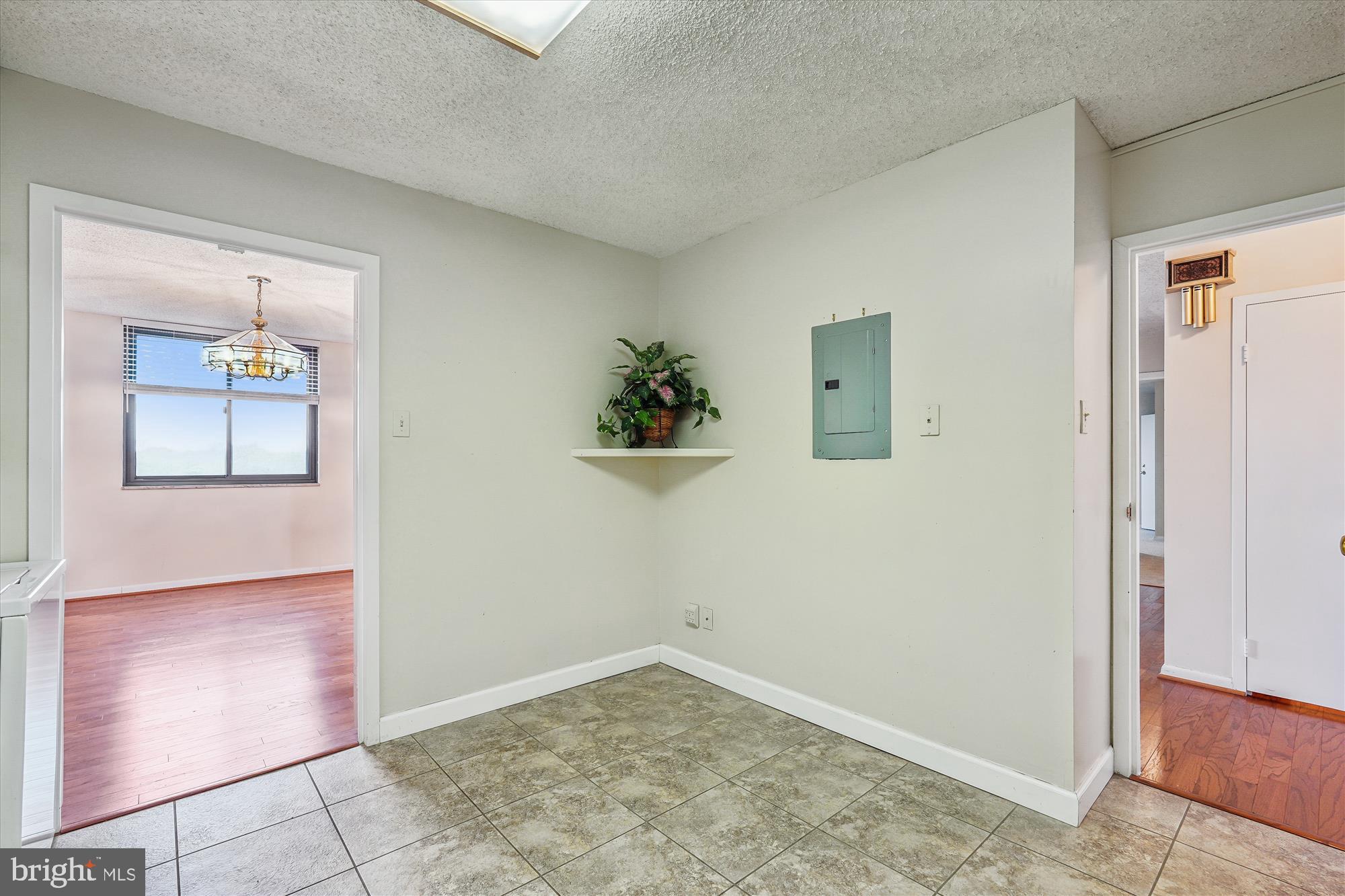 WESTLAKE TERRACE - Residential