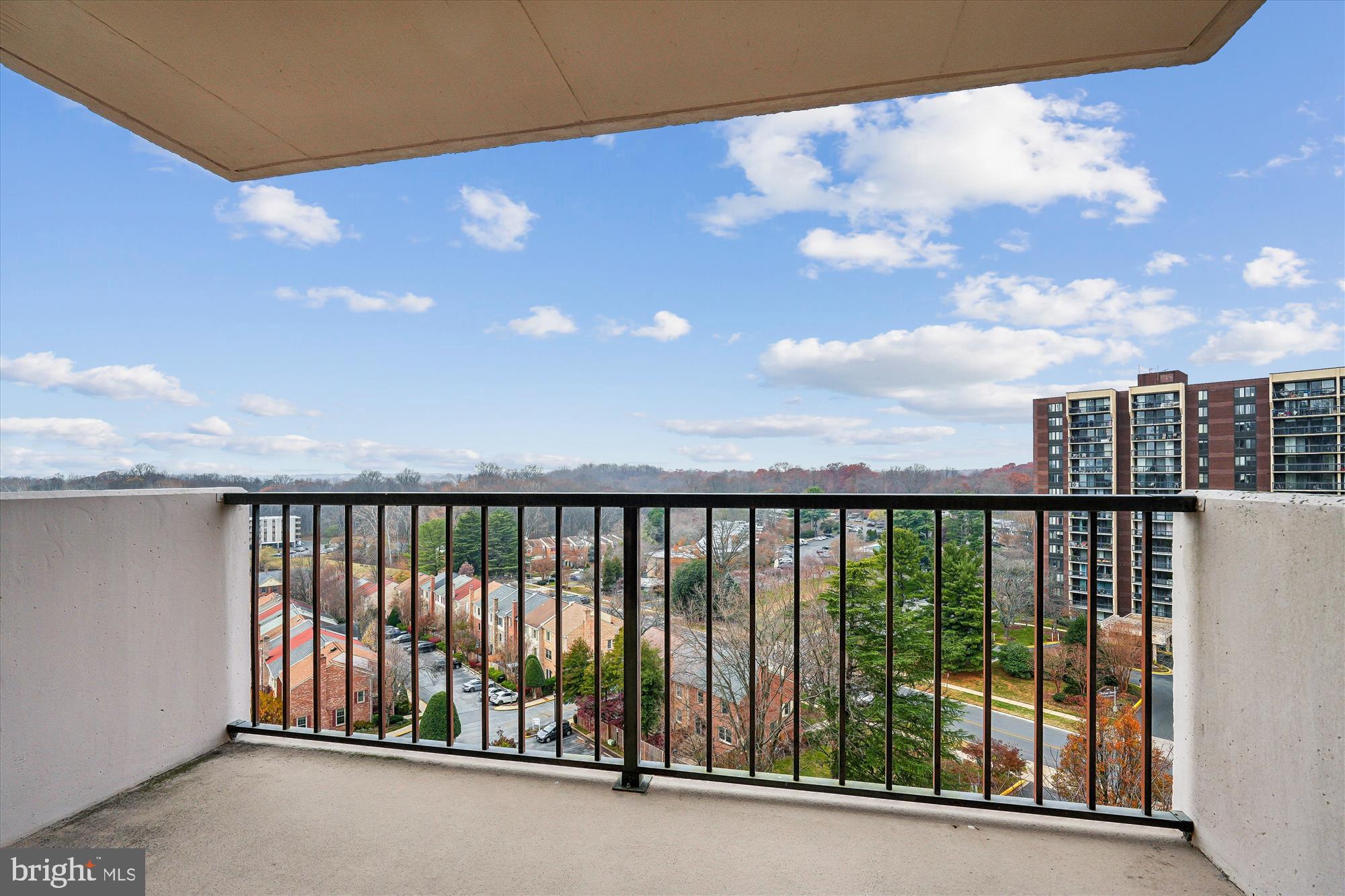 WESTLAKE TERRACE - Residential