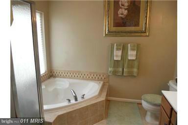 RIVER OAKS - Residential Lease