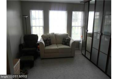 RIVER OAKS - Residential Lease