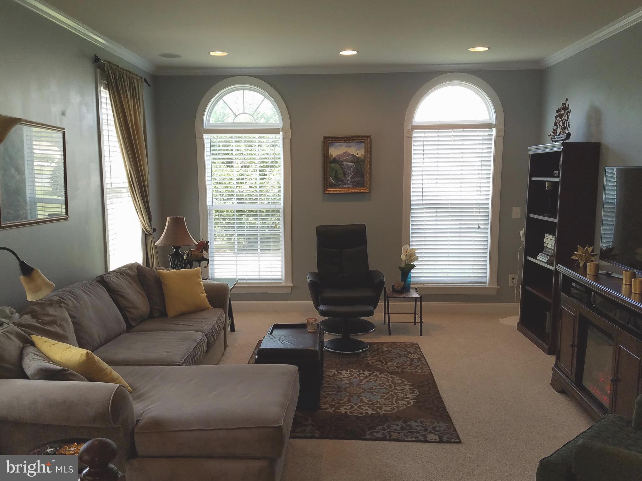 BROOKFIELD - Residential