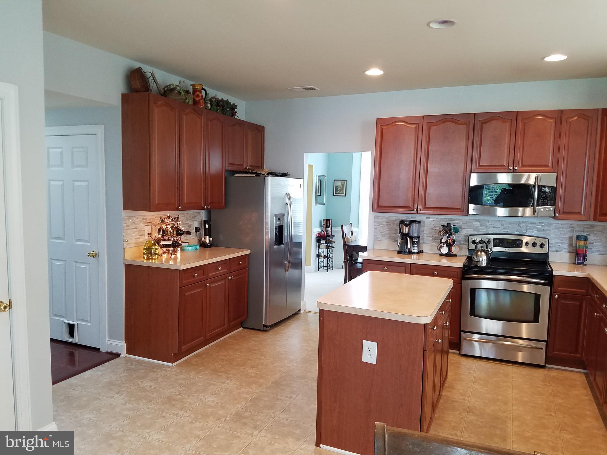 BROOKFIELD - Residential