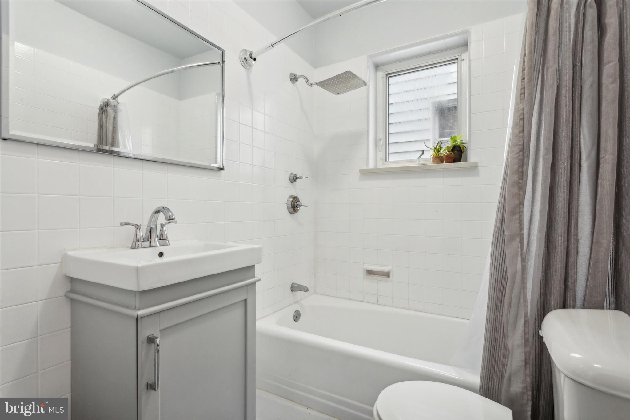 EAST PASSYUNK CROSSING - Residential