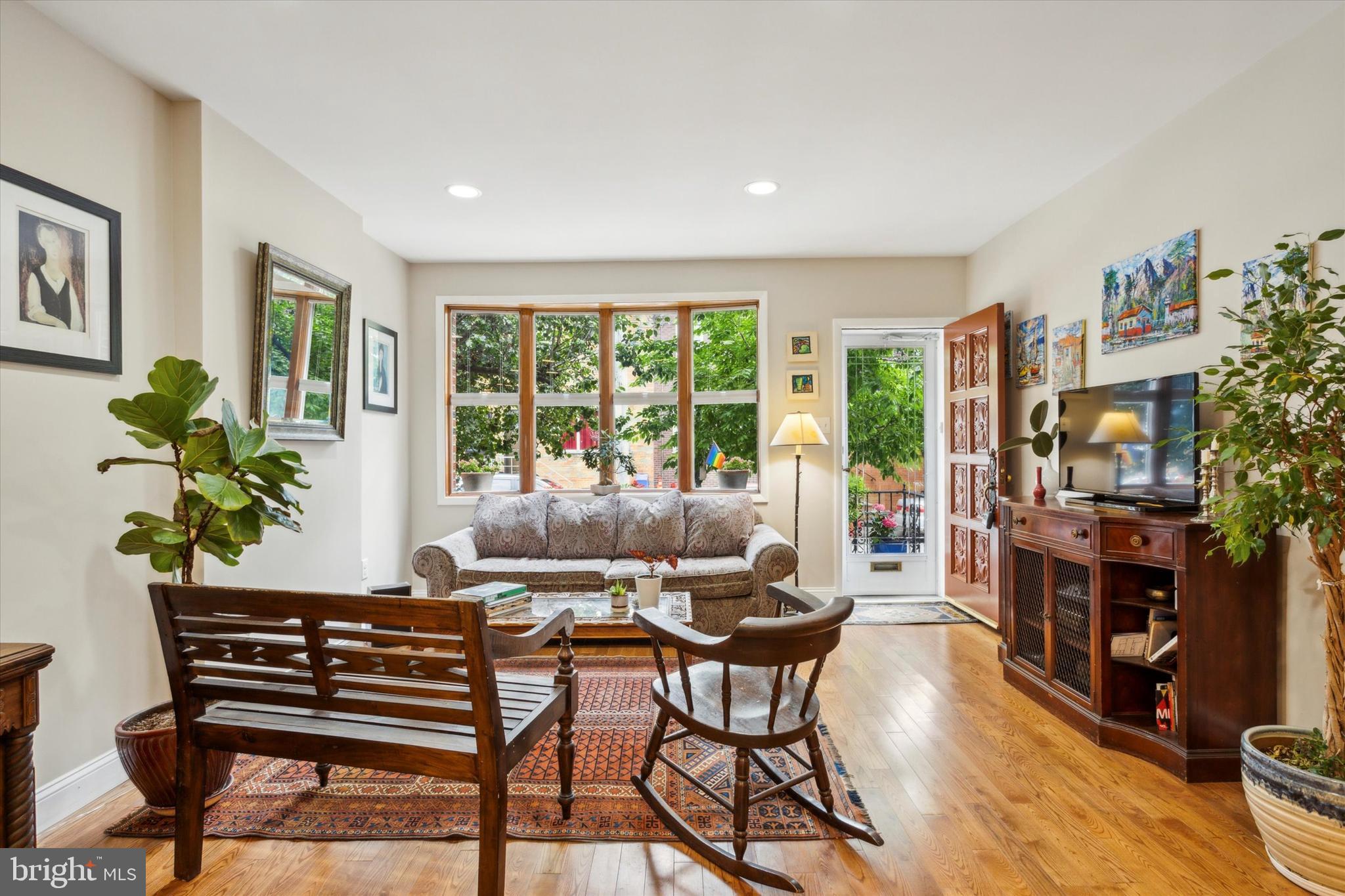 EAST PASSYUNK CROSSING - Residential