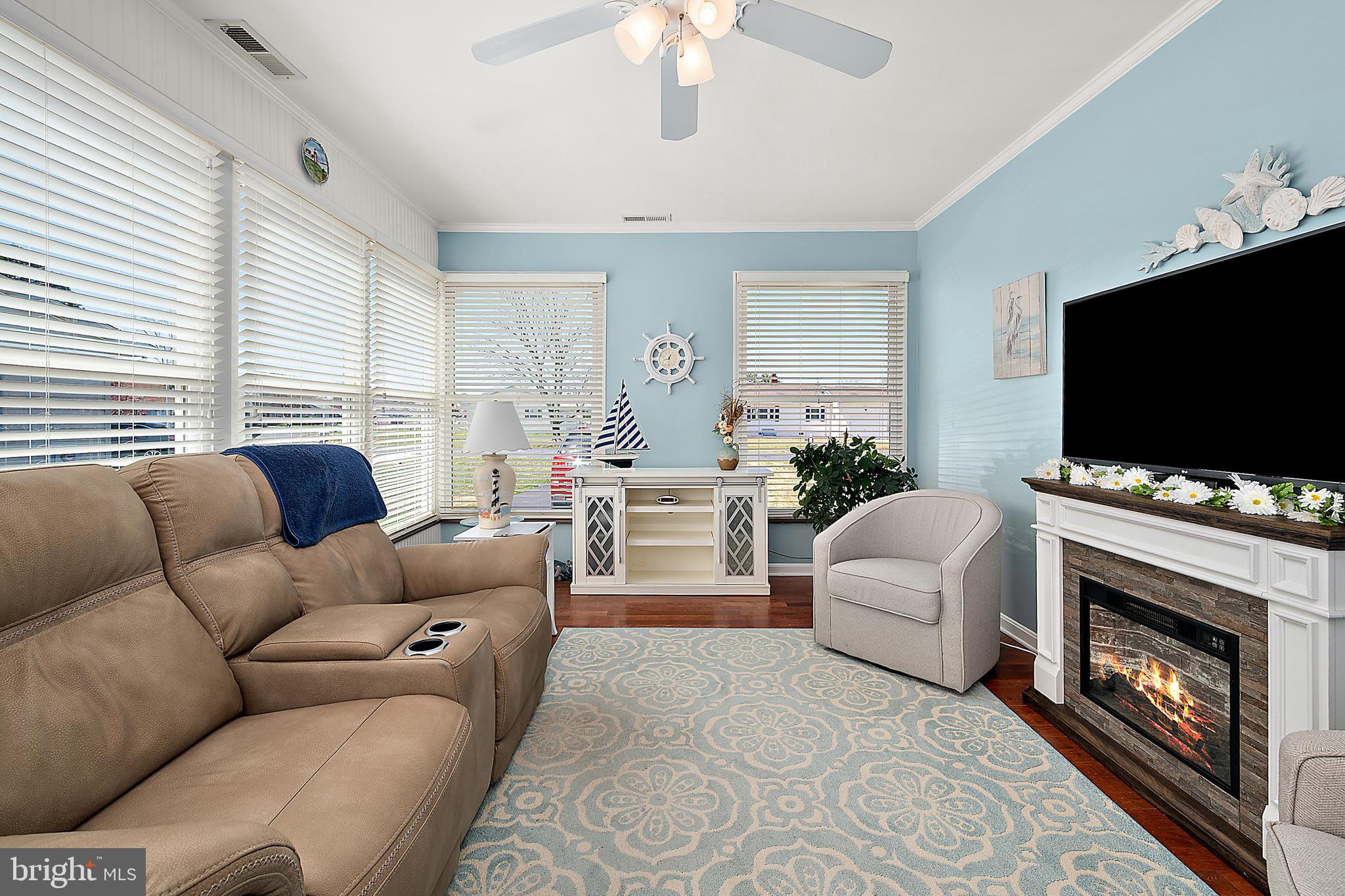 KEENWICK SOUND - Residential