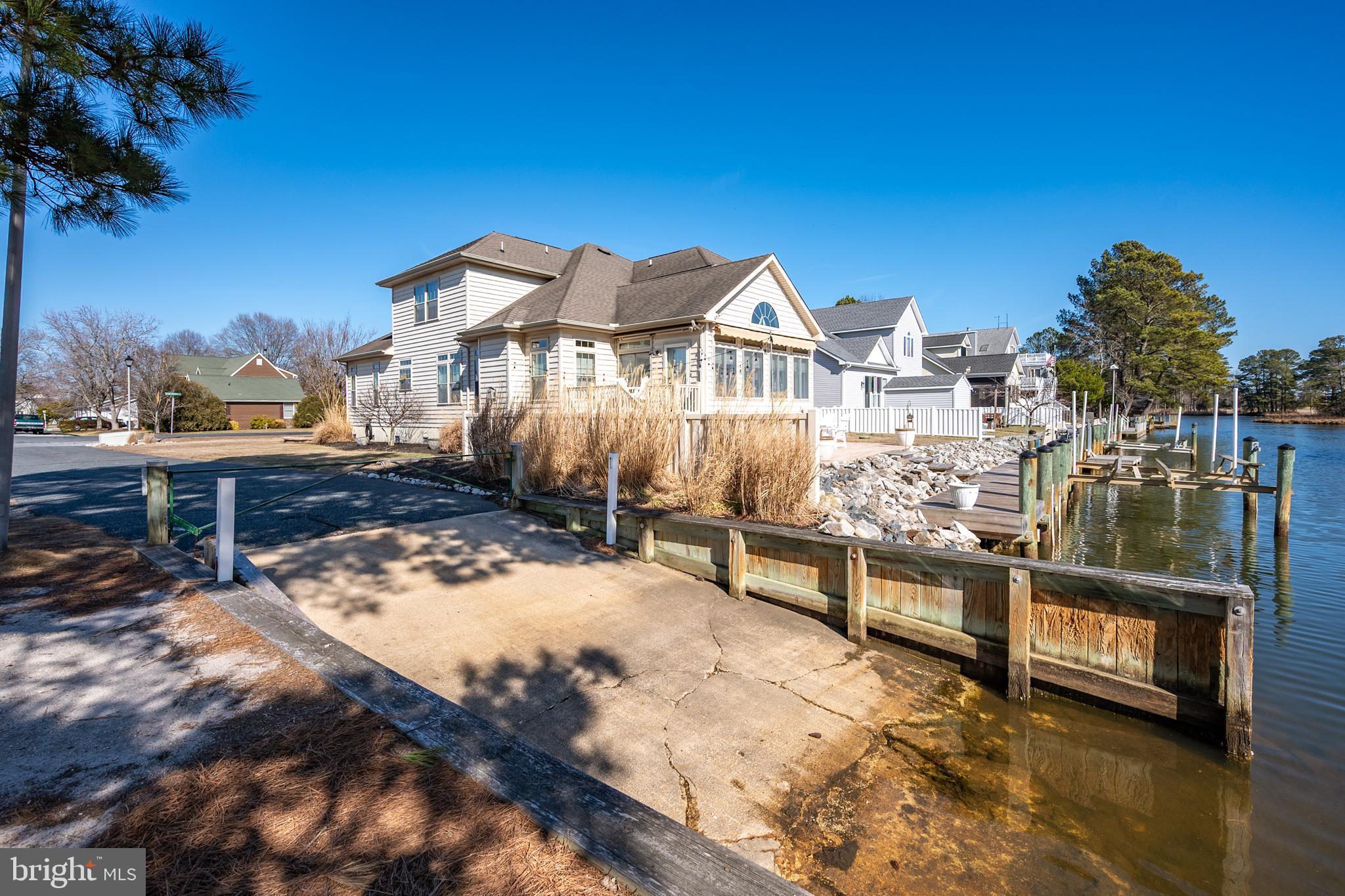 KEENWICK SOUND - Residential